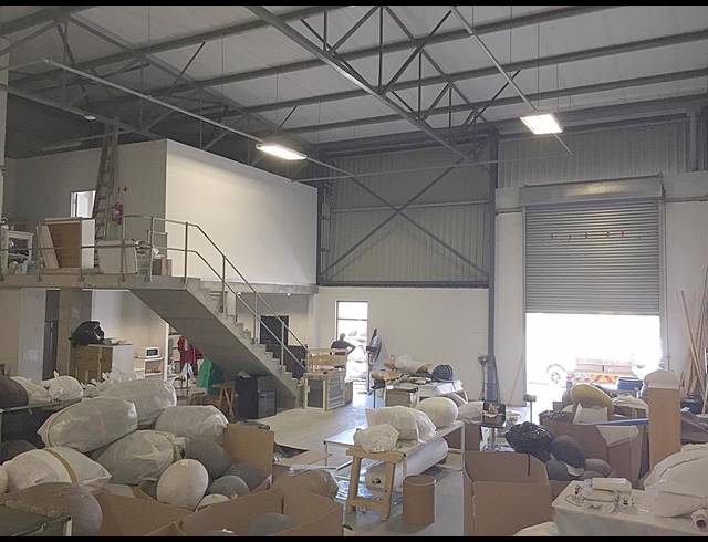 459M² WAREHOUSE RENTED IN CAPRICORN